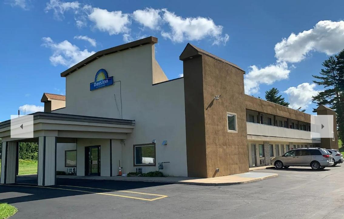 Days Inn By Wyndham Bellville Mansfield Eksteriør billede