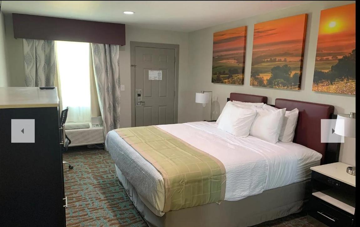 Days Inn By Wyndham Bellville Mansfield Eksteriør billede