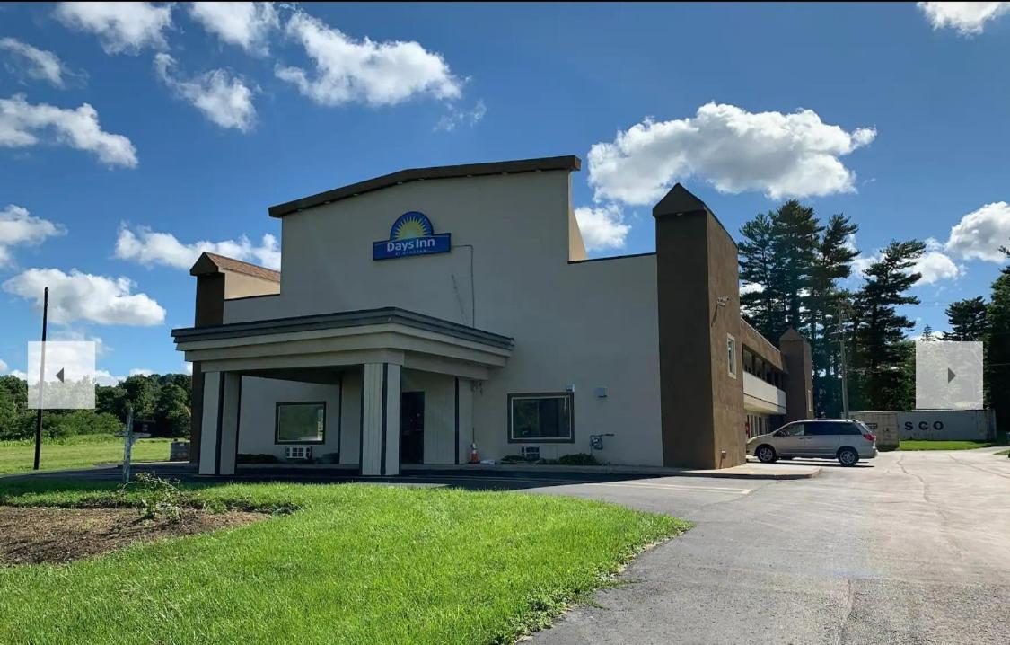 Days Inn By Wyndham Bellville Mansfield Eksteriør billede