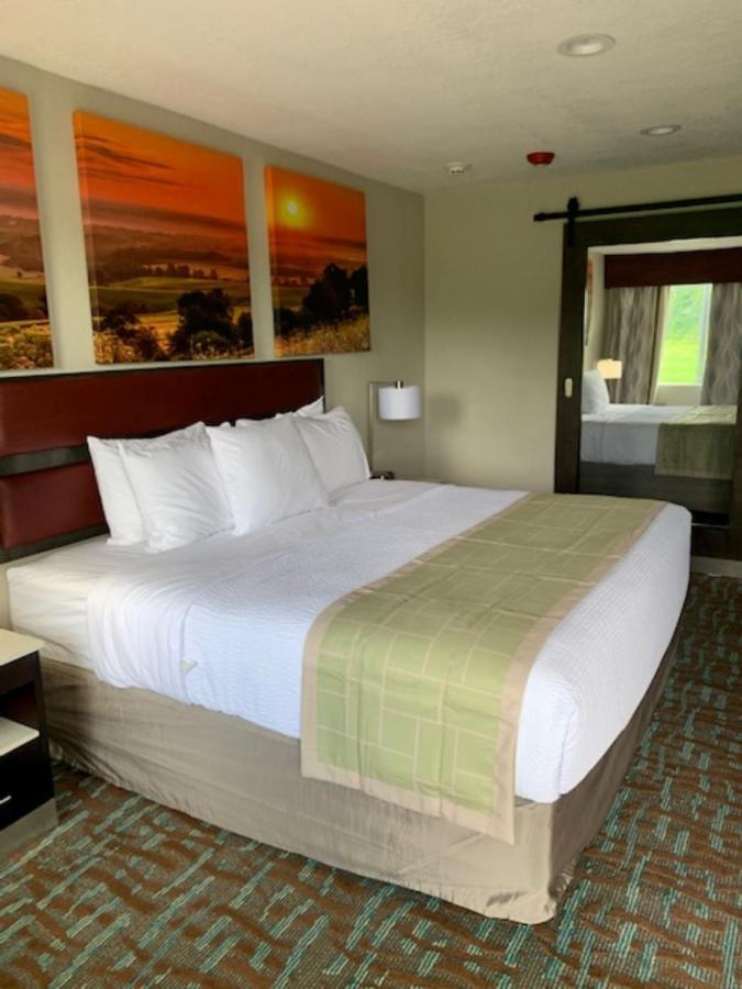 Days Inn By Wyndham Bellville Mansfield Eksteriør billede